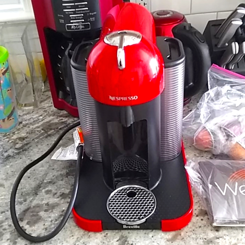Nespresso Vertuoline Coffee Maker